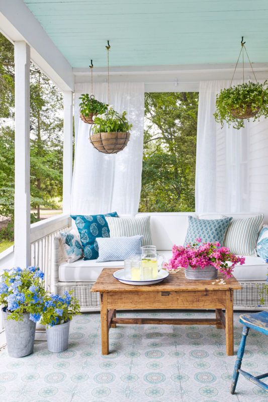 spring porch decor