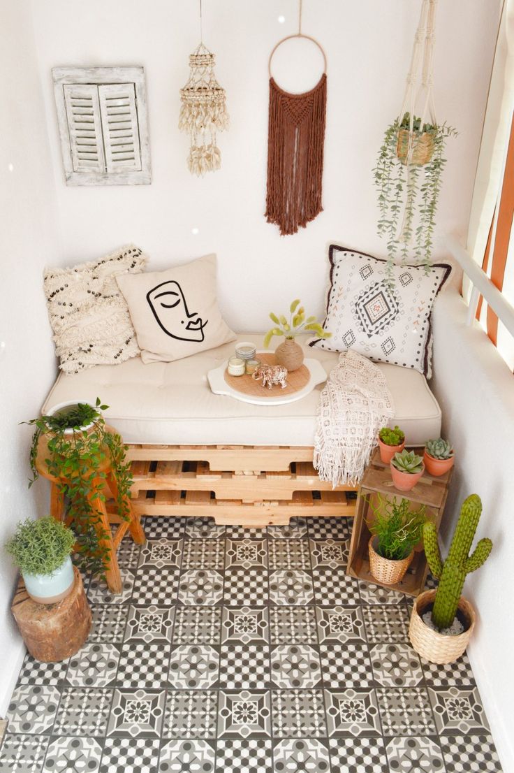 24 Cozy Small Balcony Decor Ideas You Can Easily Recreate - Life Glow Up