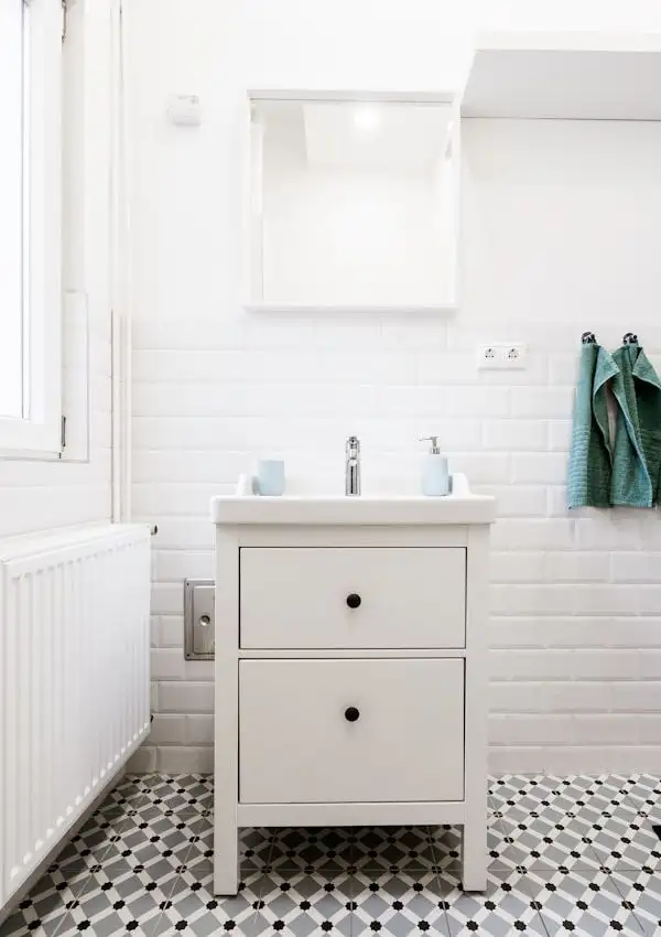 21 of the Best Small Bathroom Medicine Cabinet Ideas