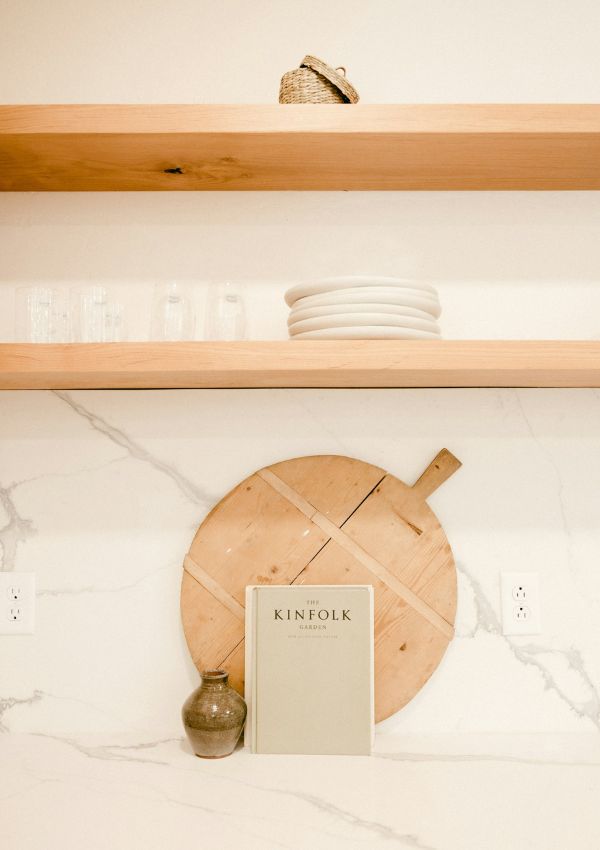 How to Decorate Floating Shelves in a Kitchen: 29 Best Ideas