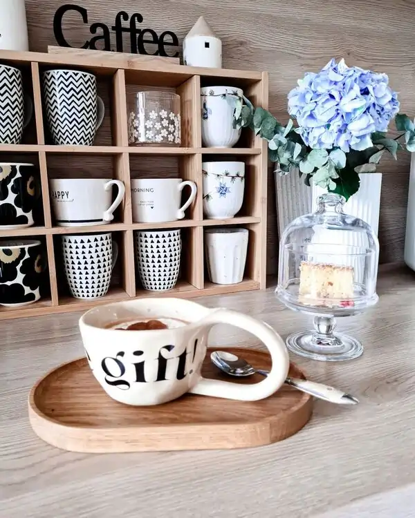 coffee mug display shelf