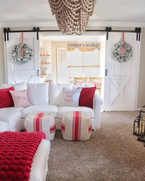 red and white Christmas living room decor ideas