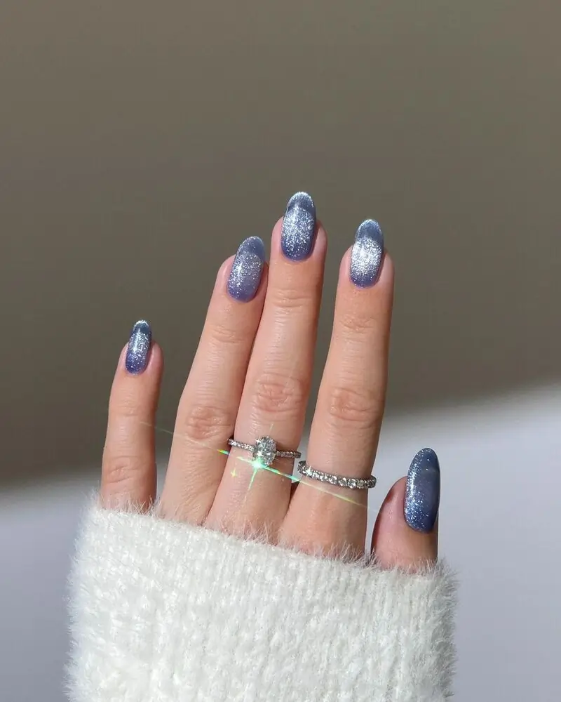 blue winter nail ideas