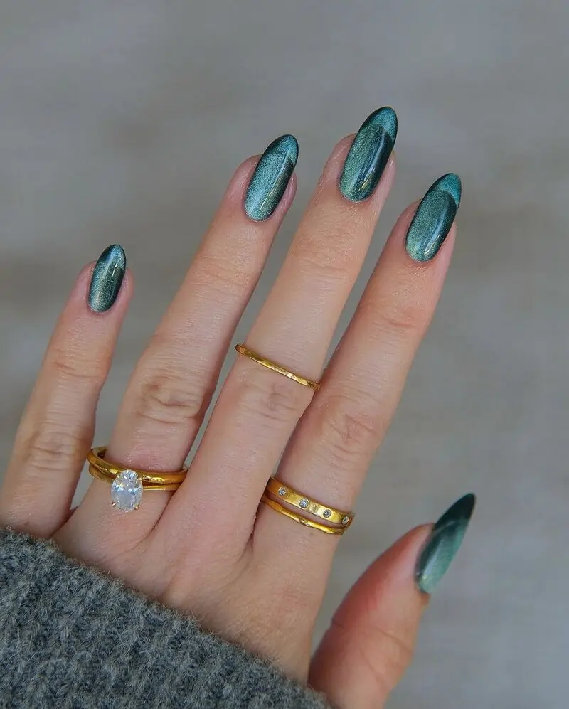 unique winter nail ideas