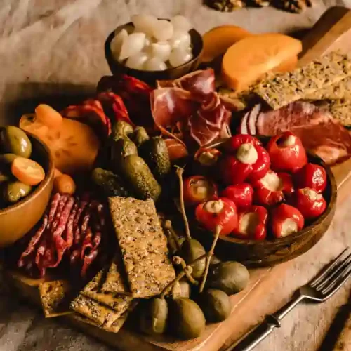 unique christmas charcuterie board ideas