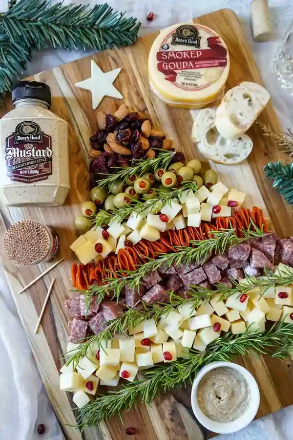 christmas tree charcuterie board