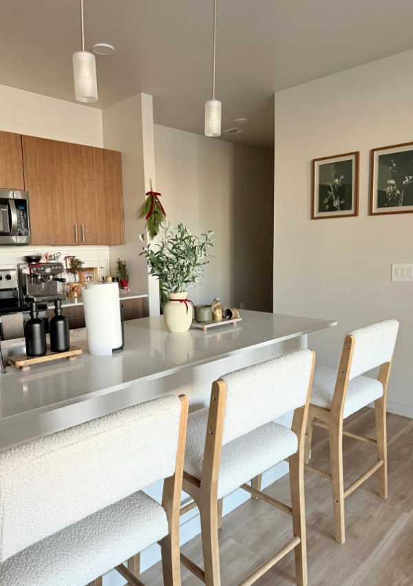 kitchen island tray decor ideas 