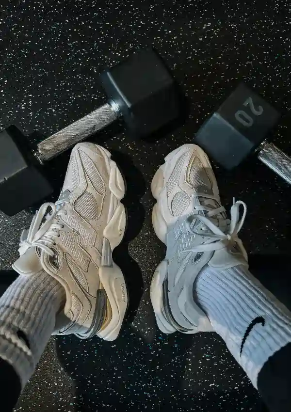 how to feel comfortable in the gym