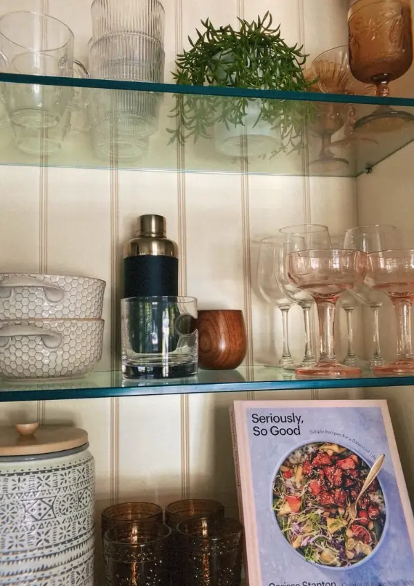 floating shelf decor ideas 